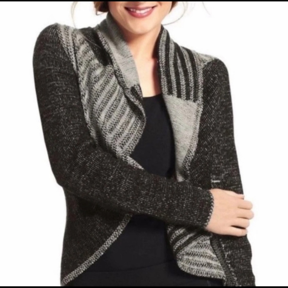 Cabi Patchwork Cropped Drapey Open Front Black Wh… - image 3